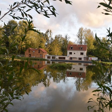 Bed and Breakfast La Cascade Estrée-Wamin Exterior foto